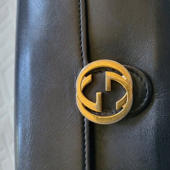 Gucci Black and Gold Emblem Leather Large Wallet - Picture 9 of 9